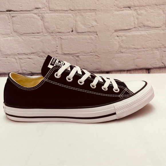 Converse All Star Chuck Taylor Men's 7.5 Women's 9.5 - Picture 2 of 9